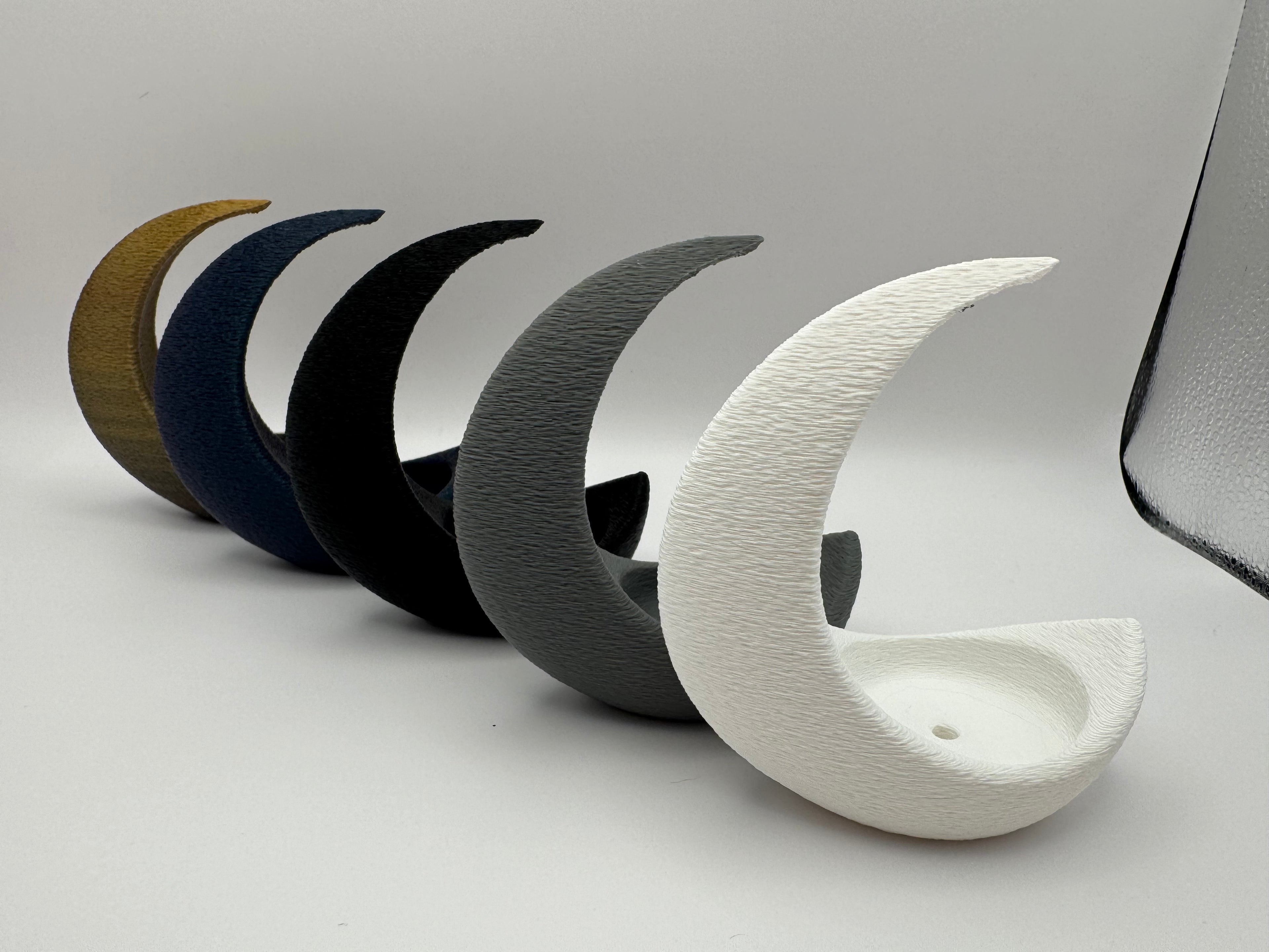 Crescent Moon Air Plant Holder